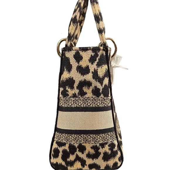 Lady Dior Medium D-Lite - Picture 6 of 8